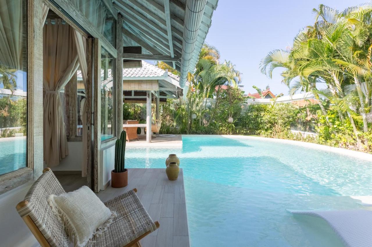 Cocowhite Villa スミニャック エクステリア 写真